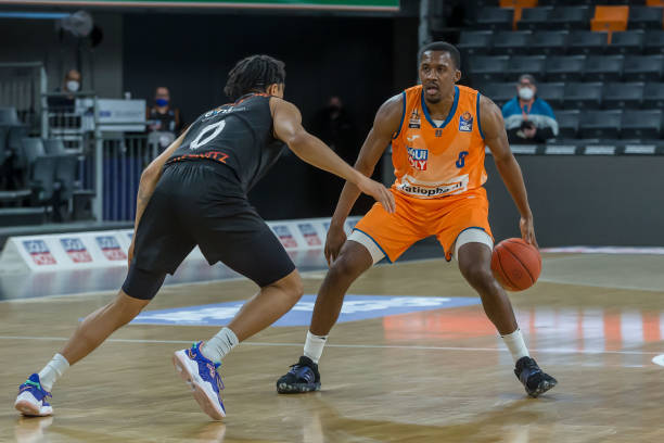 阿隆索不仅 阿隆索不仅